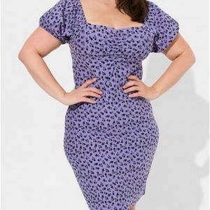 NWT Torrid Betsey Johnson 3X 22 24  Foxy Ruched Dress Purple Black Flowers